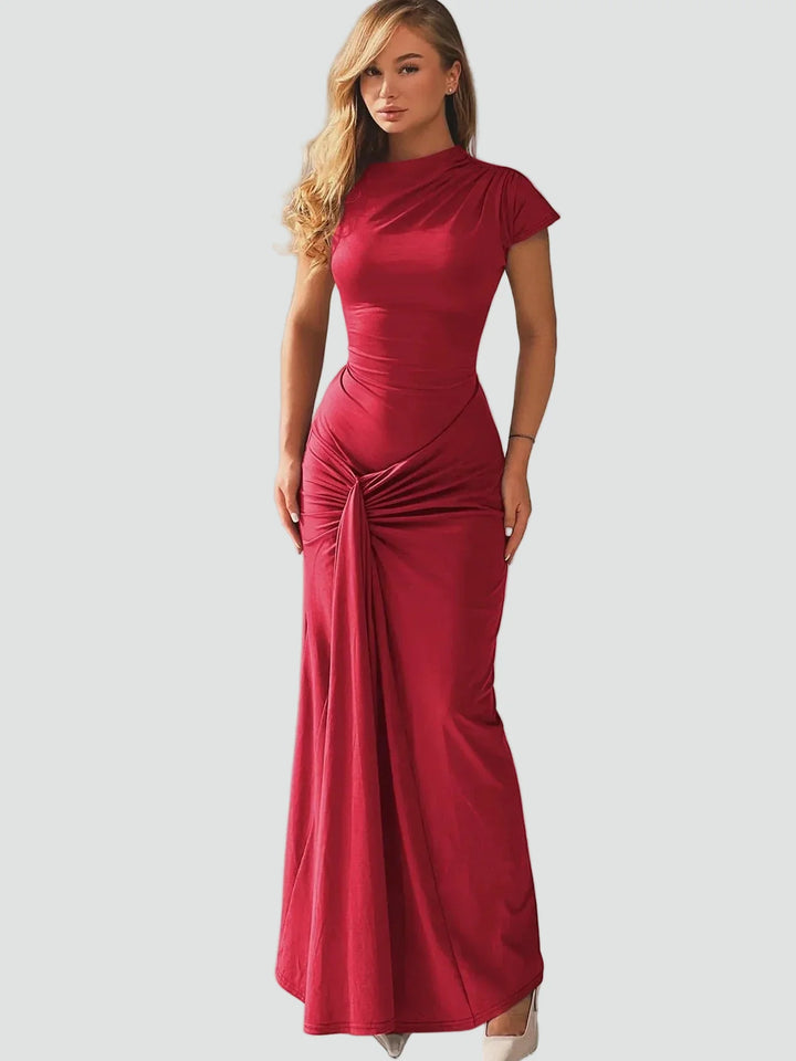 Elegant Women's Maxi Cocktail Dress with Short Sleeves in Red