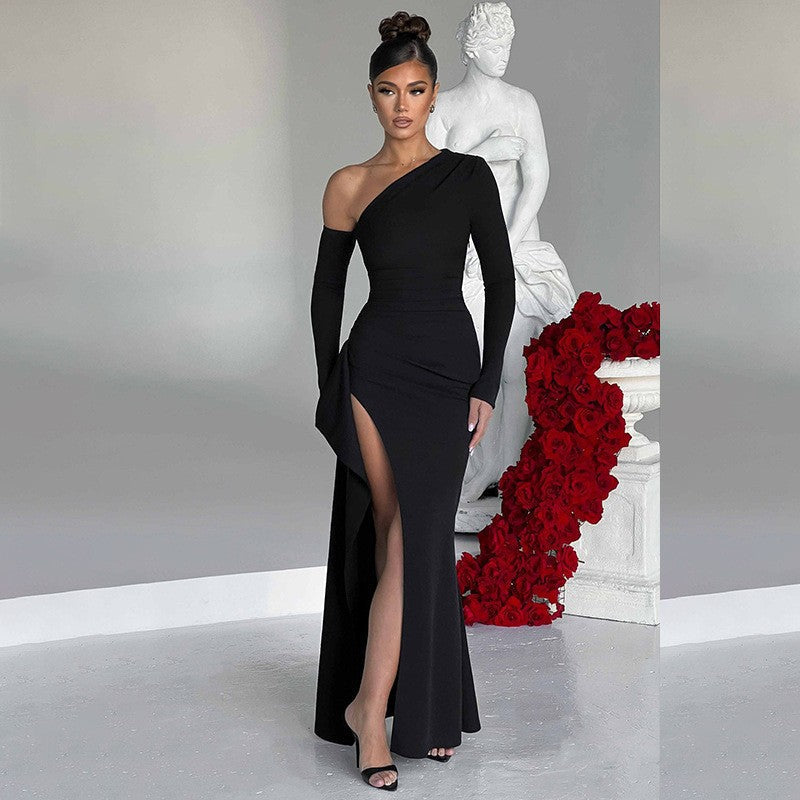 Freya Black One-Shoulder Evening Dress with High Slit Foto 6