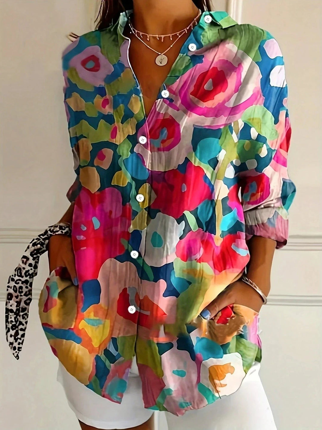 Josie Colourful Floral Blouse with Button Front Foto 5