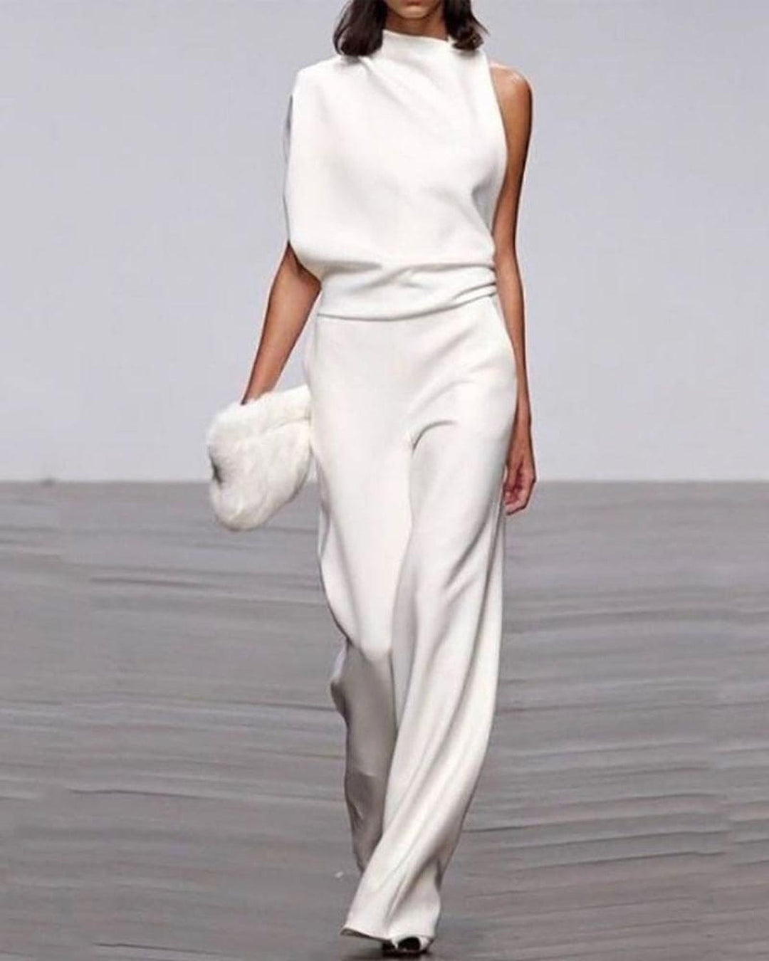 Women's One-Shoulder Wide-Leg Jumpsuit for Evening in White